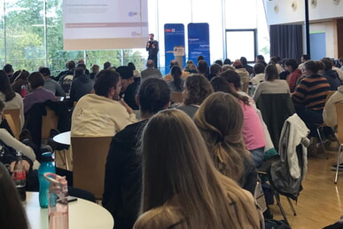 Blauer Bus goes Stuttgart